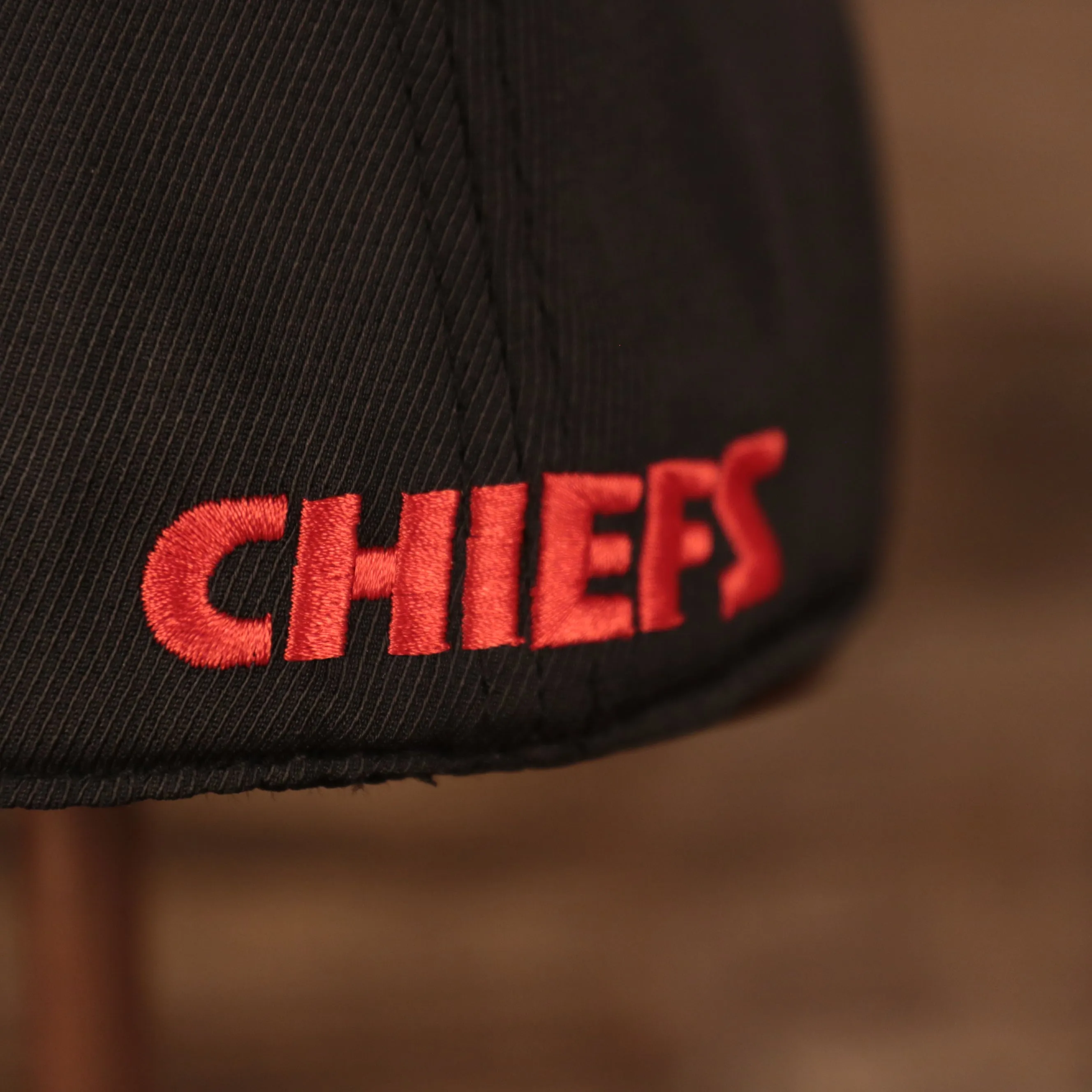 47 BRAND | KANSAS CITY  CHIEFS | STRETCH FIT | CHIEFS LETTERING FRONT | COTTON | FLEXFIT HAT | RED/BLACK/WHITE | OSFM