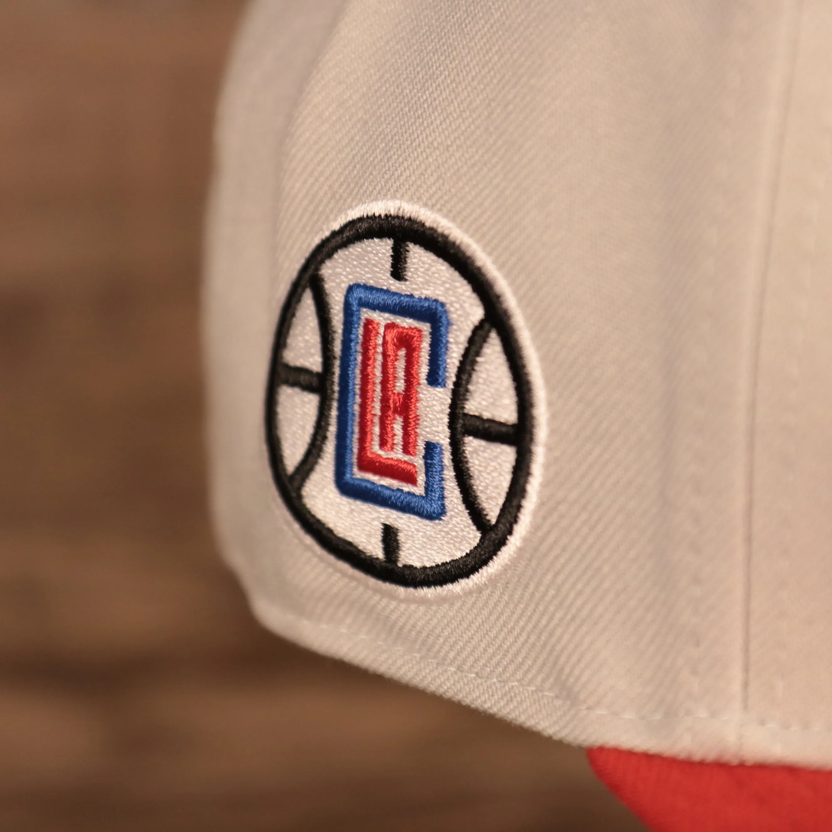 47 BRAND | LOS ANGELES CLIPPERS | CROSSTOWN SCRIPT TT | SNAPBACK HAT | GREEN BOTTOM | GRAY/RED | OSFM