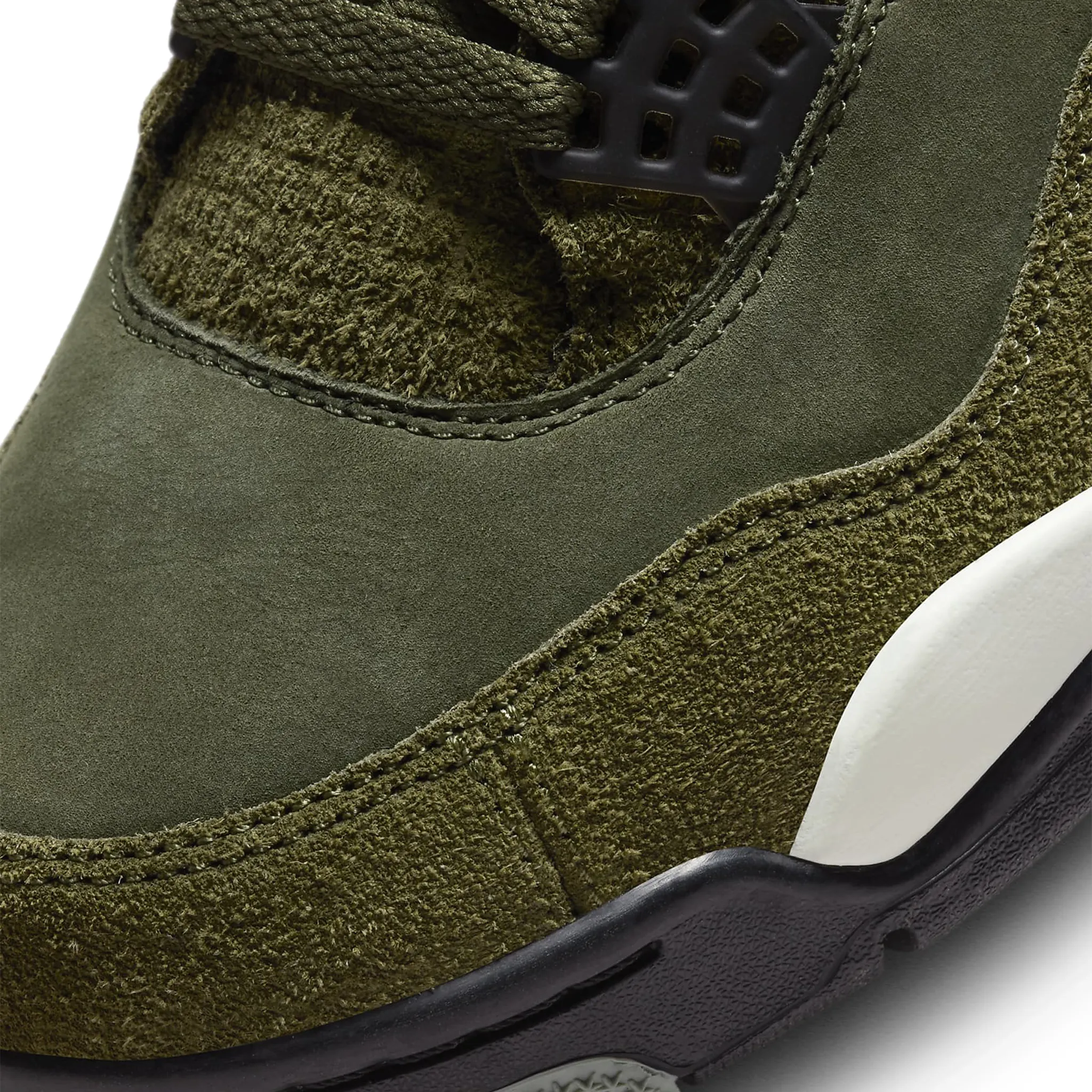 Air Jordan 4 Craft Olive - Retro SE | The Definitive Review & Buying Guide