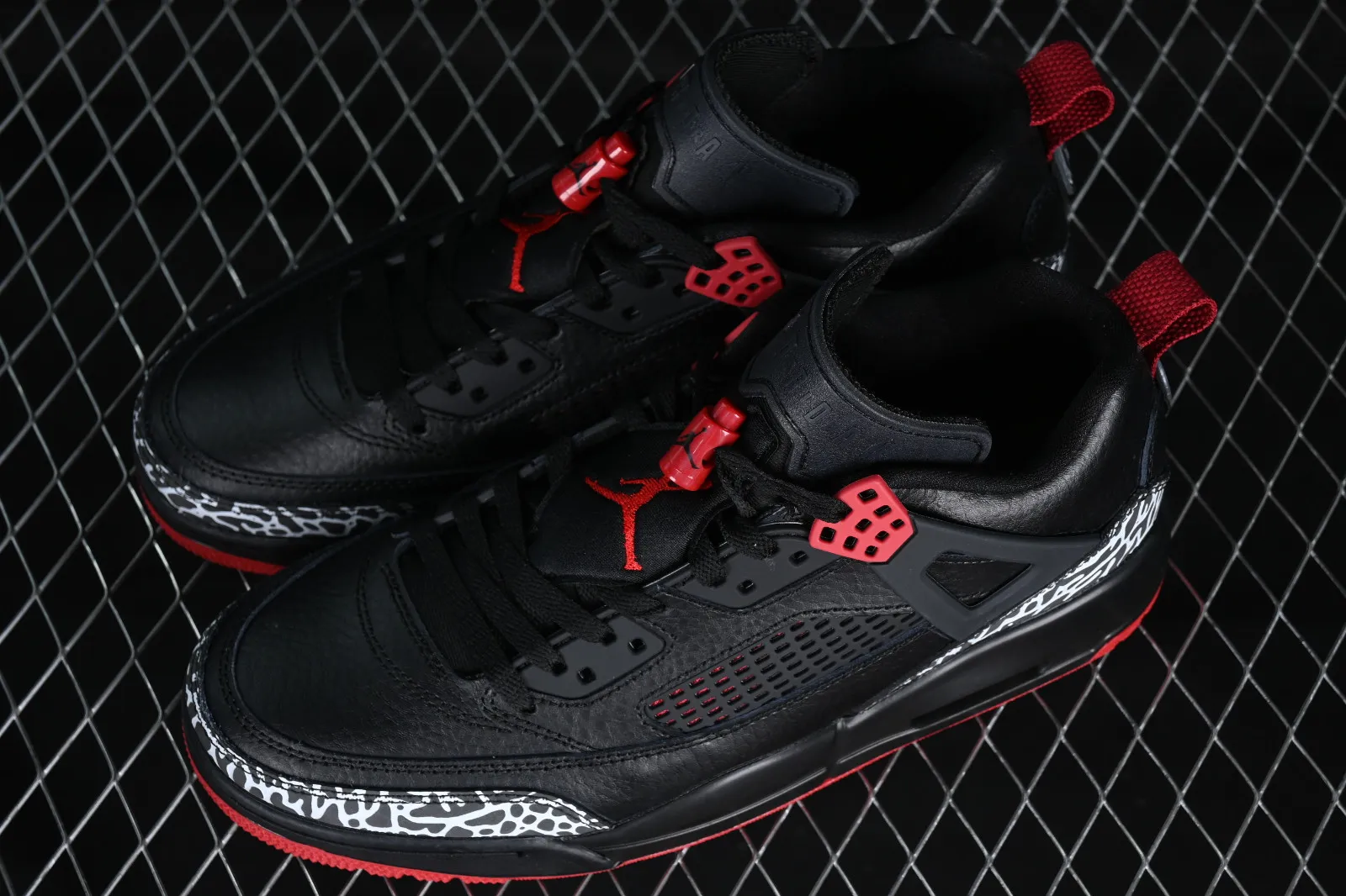 Air Jordan Spizike Low Bred Black Red FQ1759-600