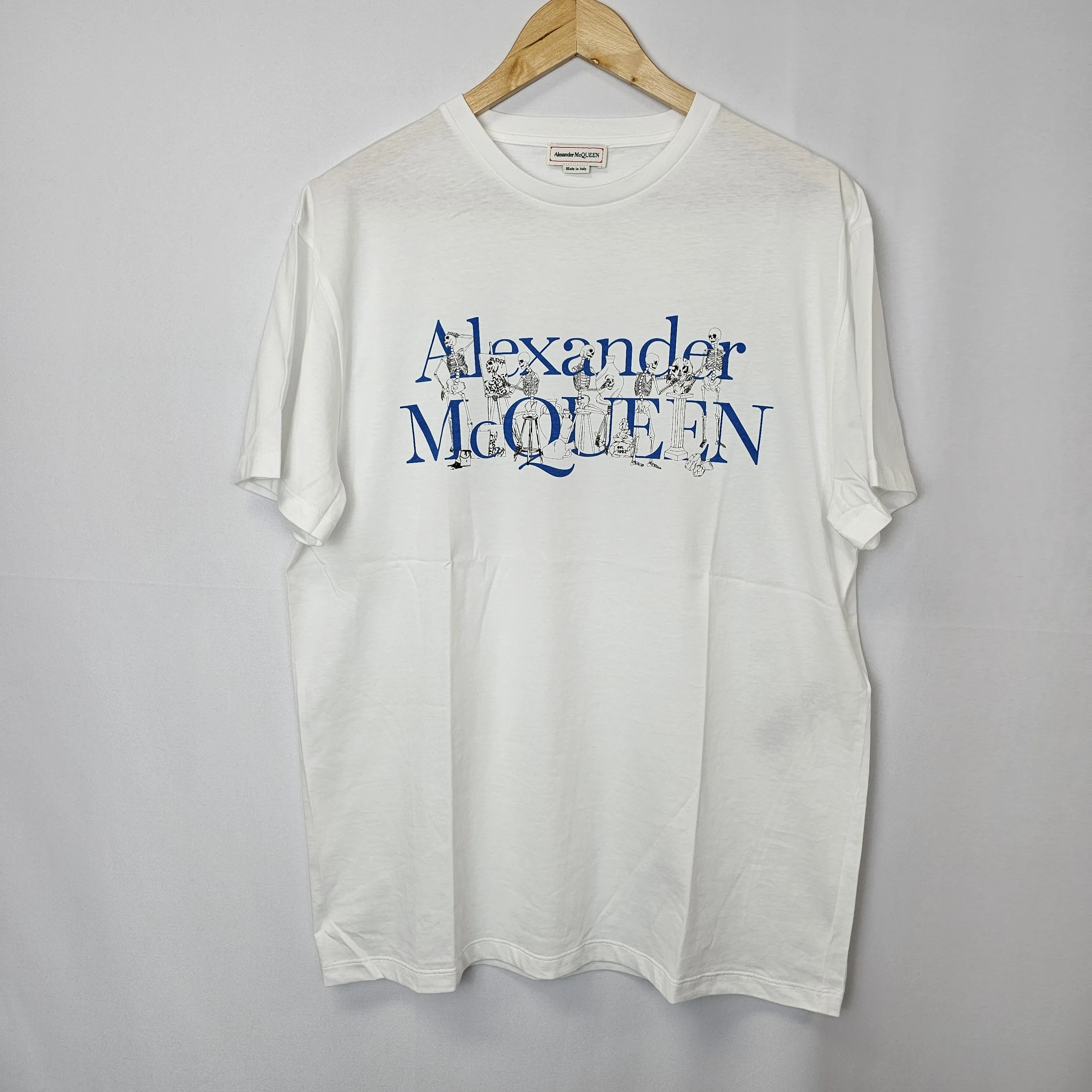 Alexander McQueen street style logo t-shirts