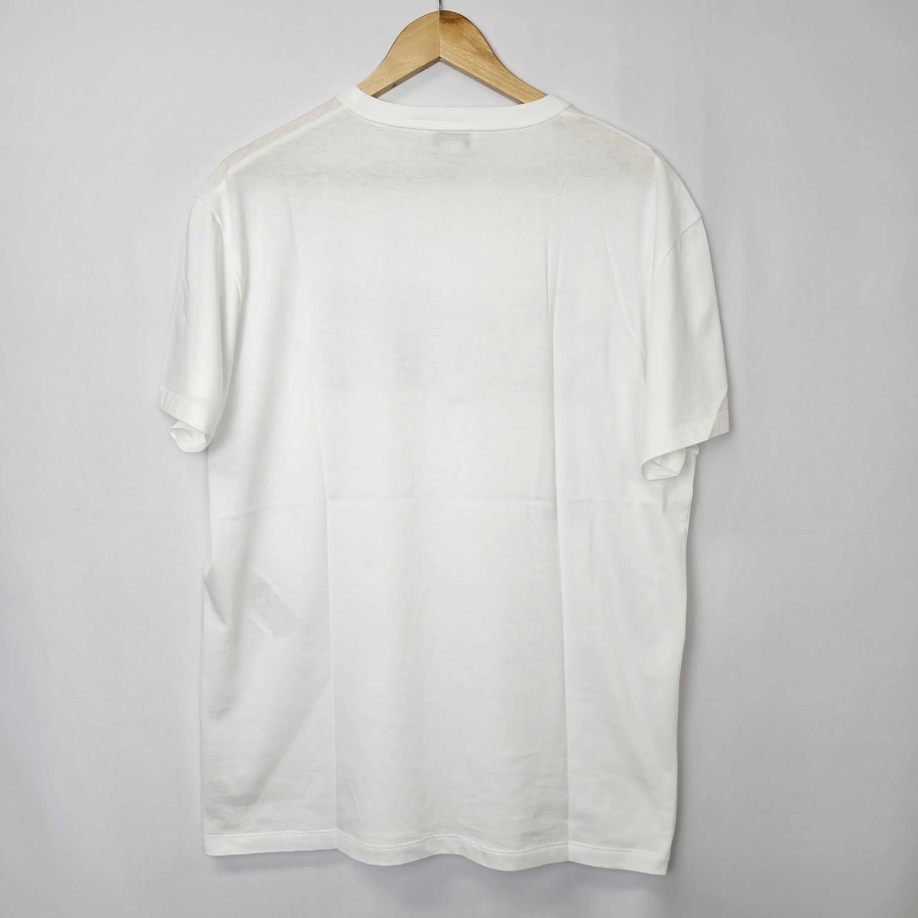 Alexander McQueen street style logo t-shirts