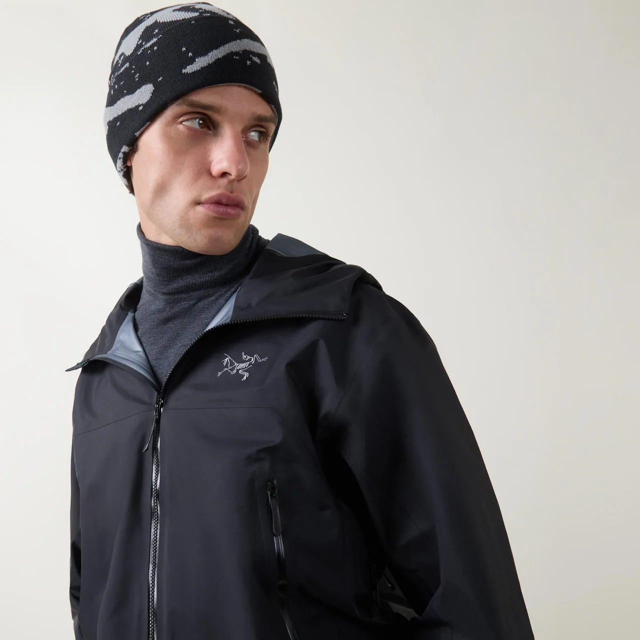 ARCTERYX Grotto Toque Beanie Hat - Black  Void