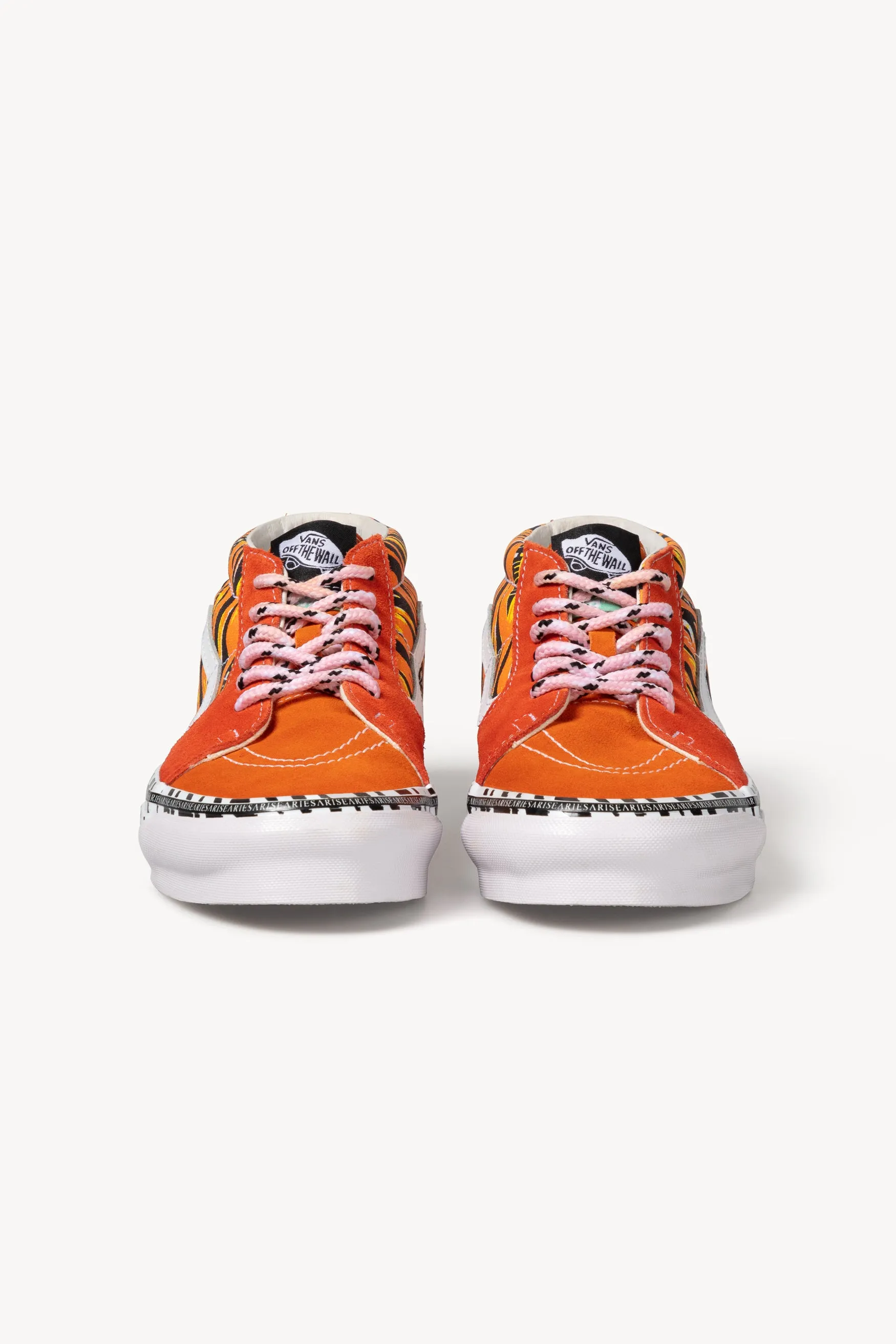 Aries collaboration with Vault by Vans - Tiger SK8-MID LX