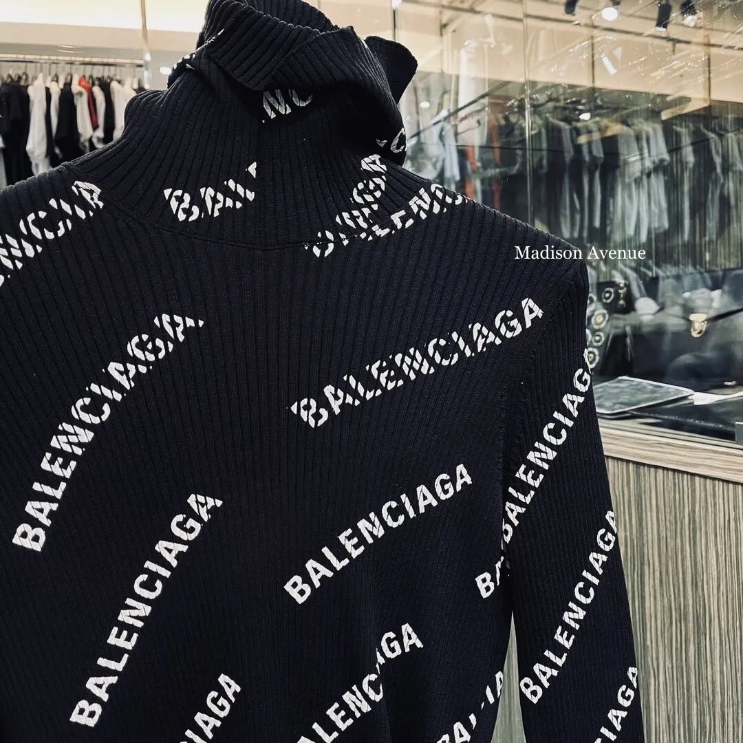 BALENCIAGA  |Street Style Logo V-neck & Crew neck