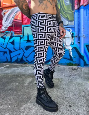 Black and White Maze Doof Meggings