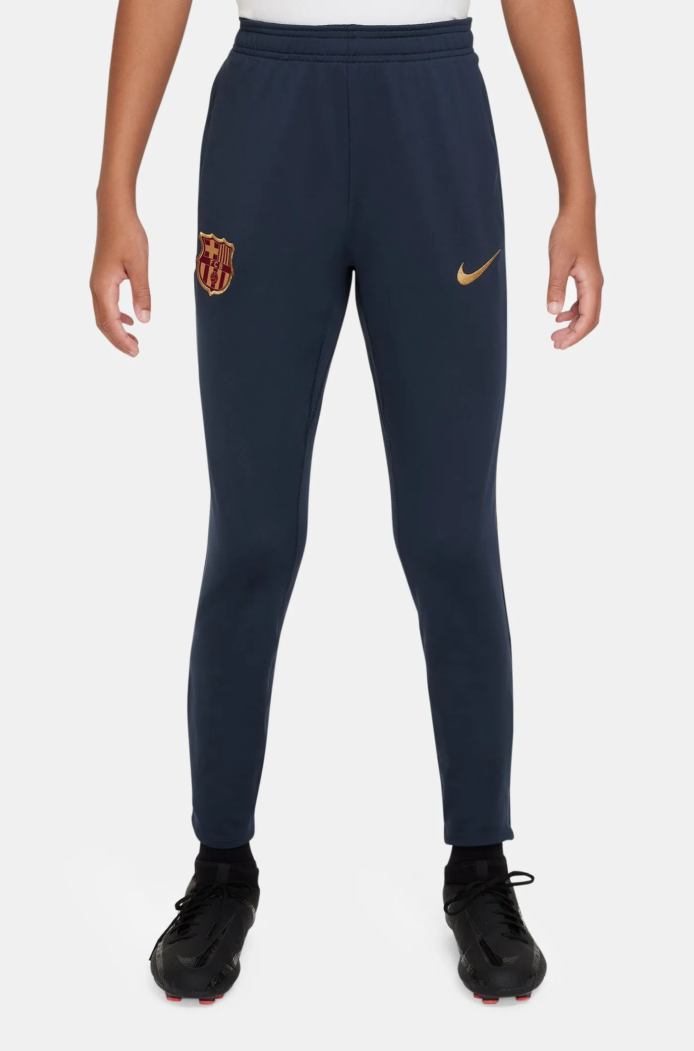 FC Barcelona obsidian Training Pants 23/24 - Junior - Buy online now, great prices and high quality. Stay comfortable and stylis