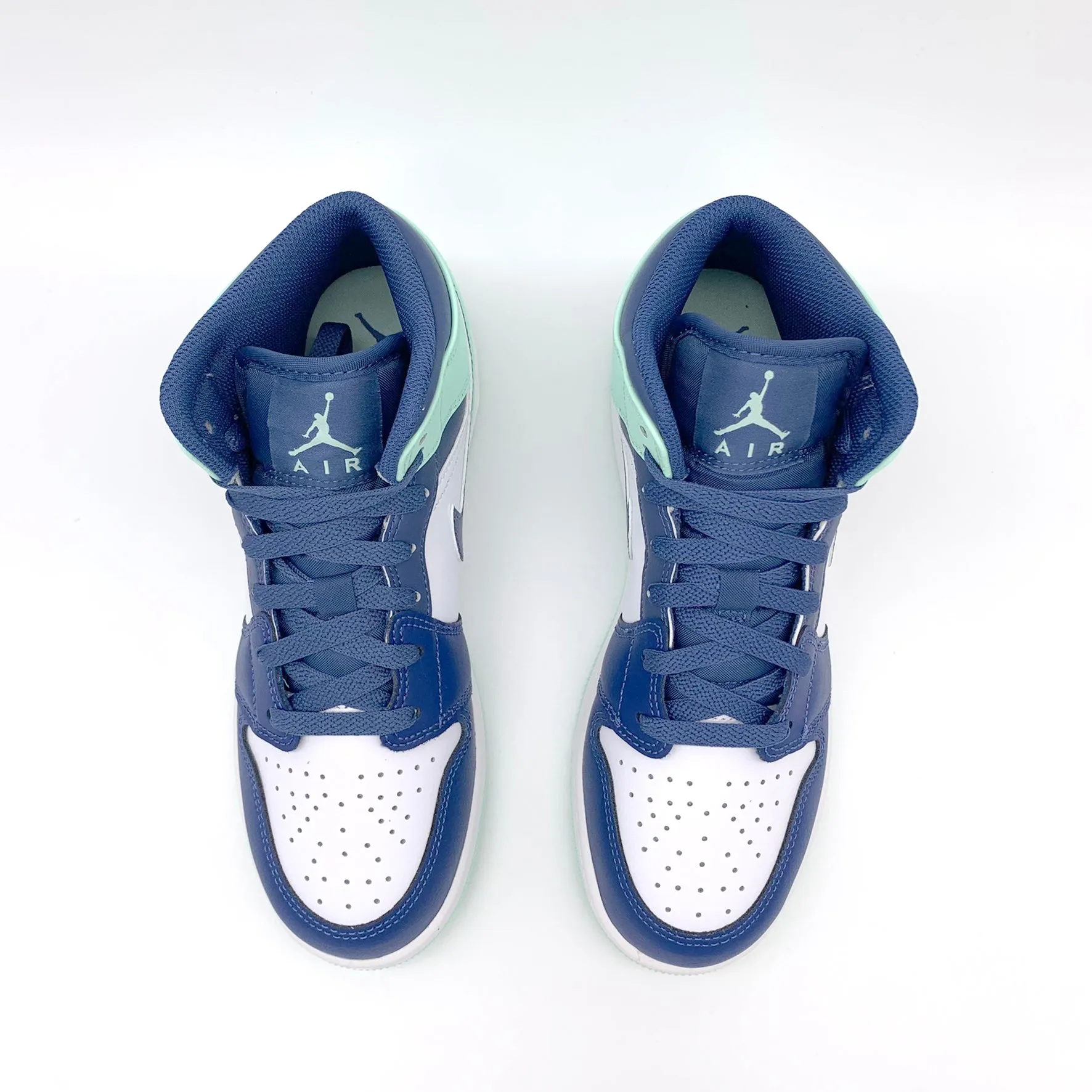 Jordan 1 Mid Navy Mint