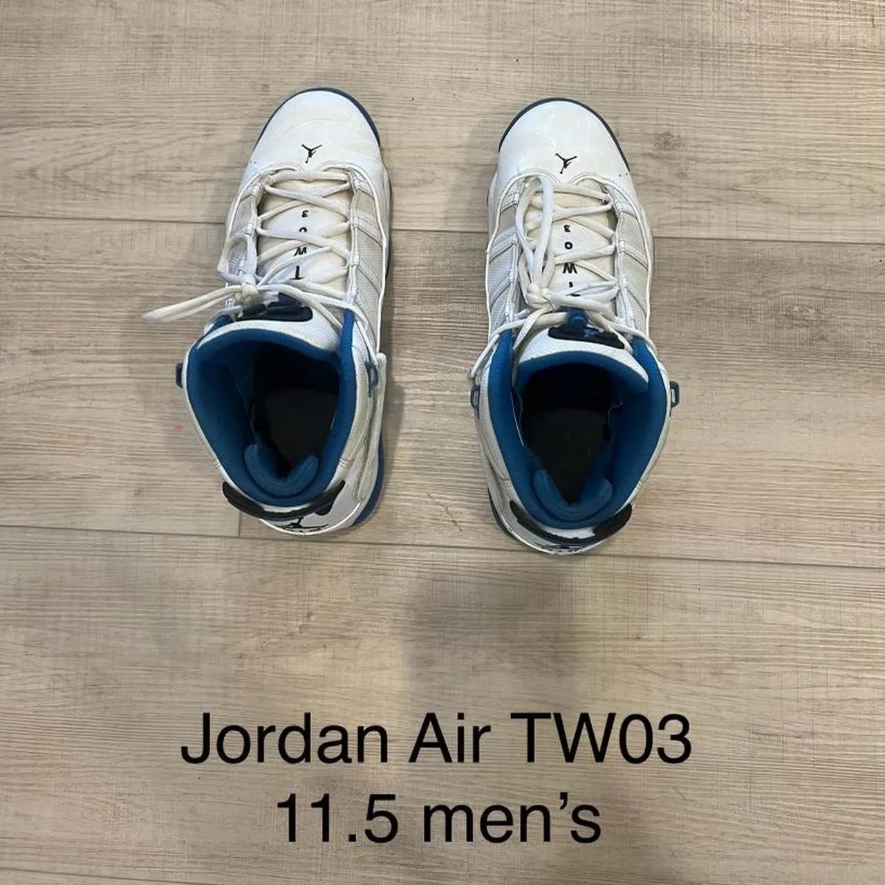 Jordan Men's Blue and White Trainers