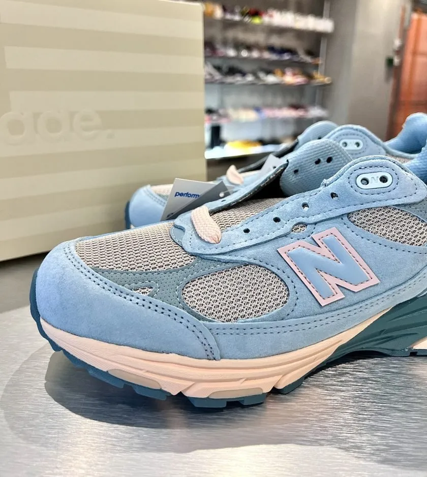 New balance 993 x Joe Freshgoods Performance Art ( Sky Blue ) 