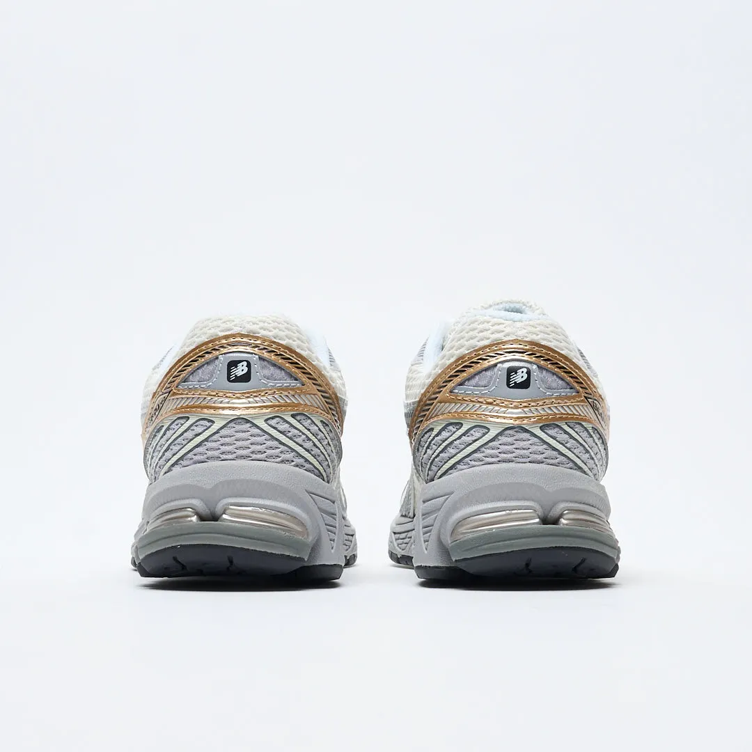 New Balance - ML 860 V2 SG2 (Sea Salt/Gold Metallic)