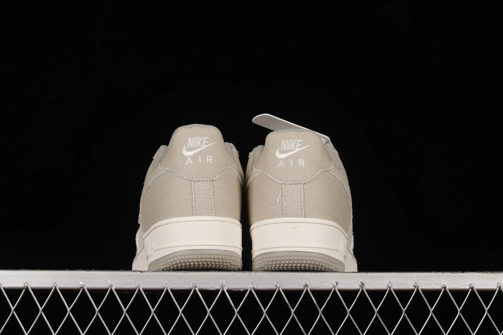 Nike Air Force 1 07 Low Beige Grey White BQ5806-328