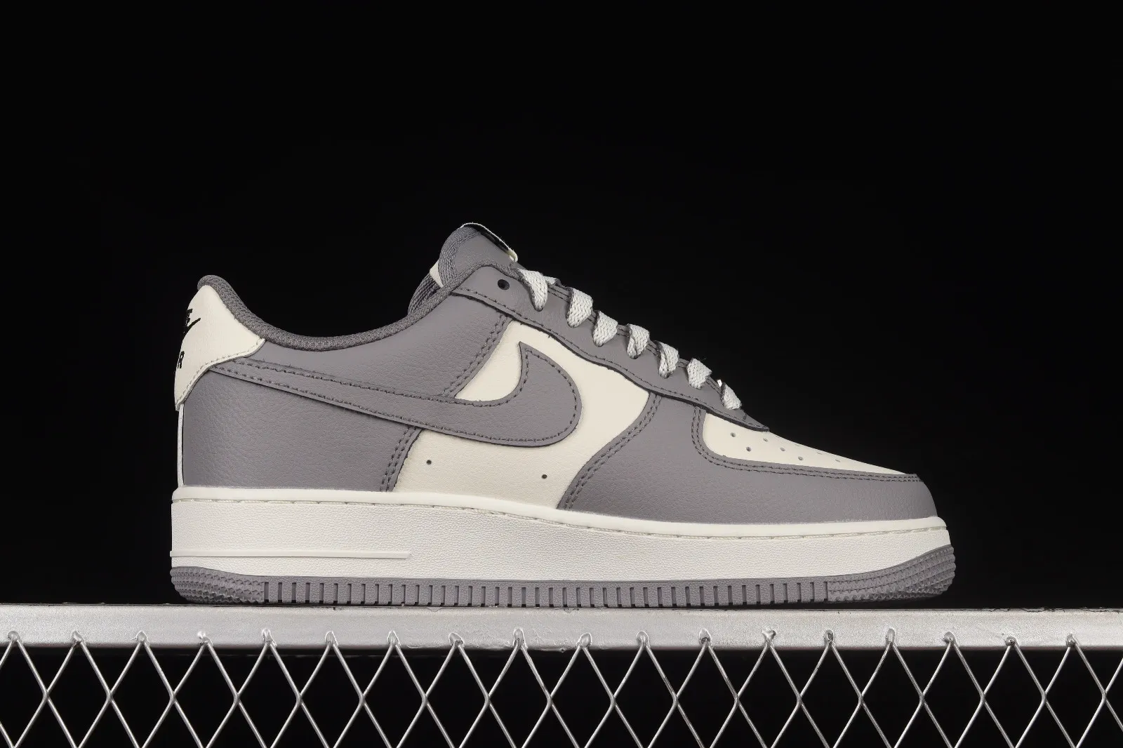 Nike Air Force 1 07 Low Dark Wolf Grey White Black DY2351-100