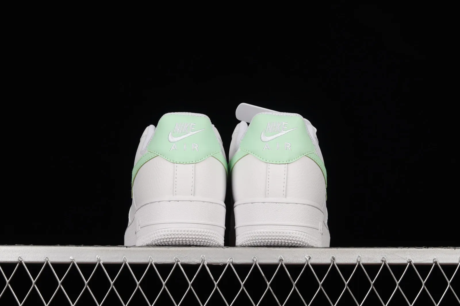 Nike Air Force 1 07 Low White Light Green CT3839-105