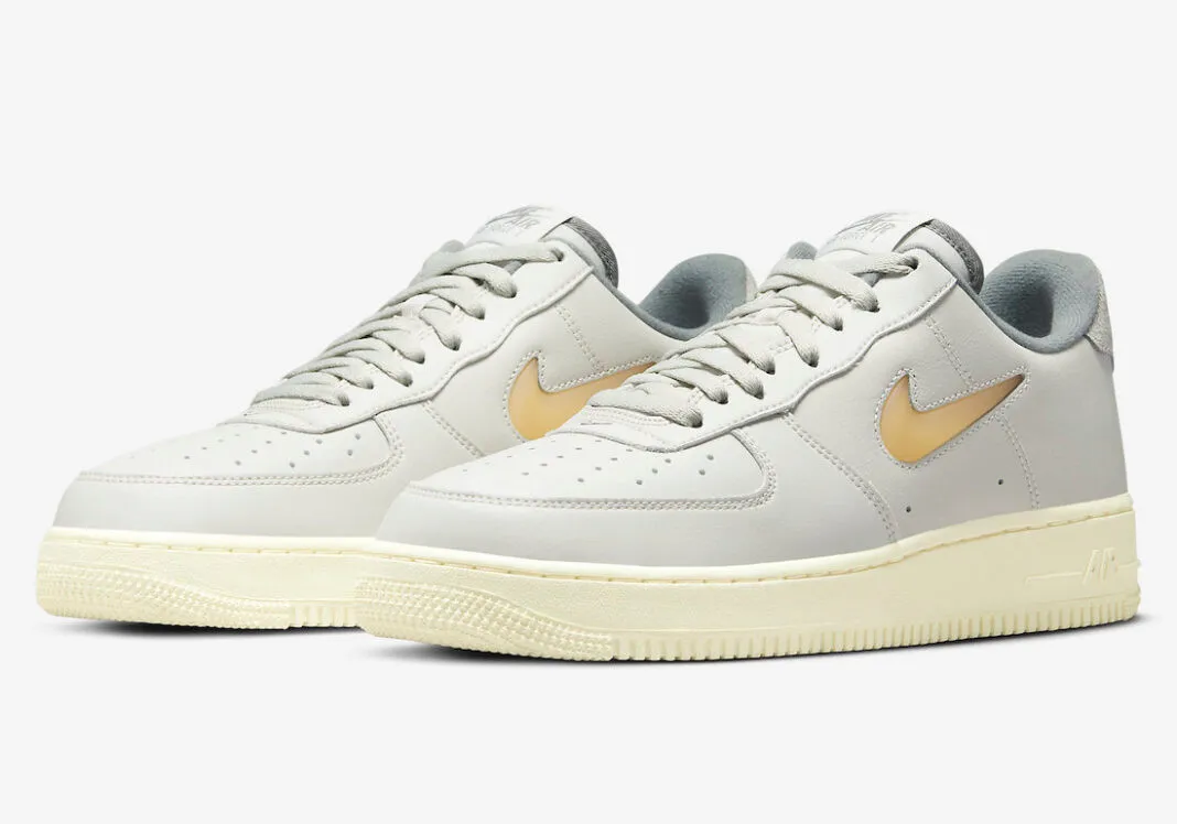 Nike Air Force 1 07 LX Light Bone Pale Vanilla Tumbled Grey DC8894-001