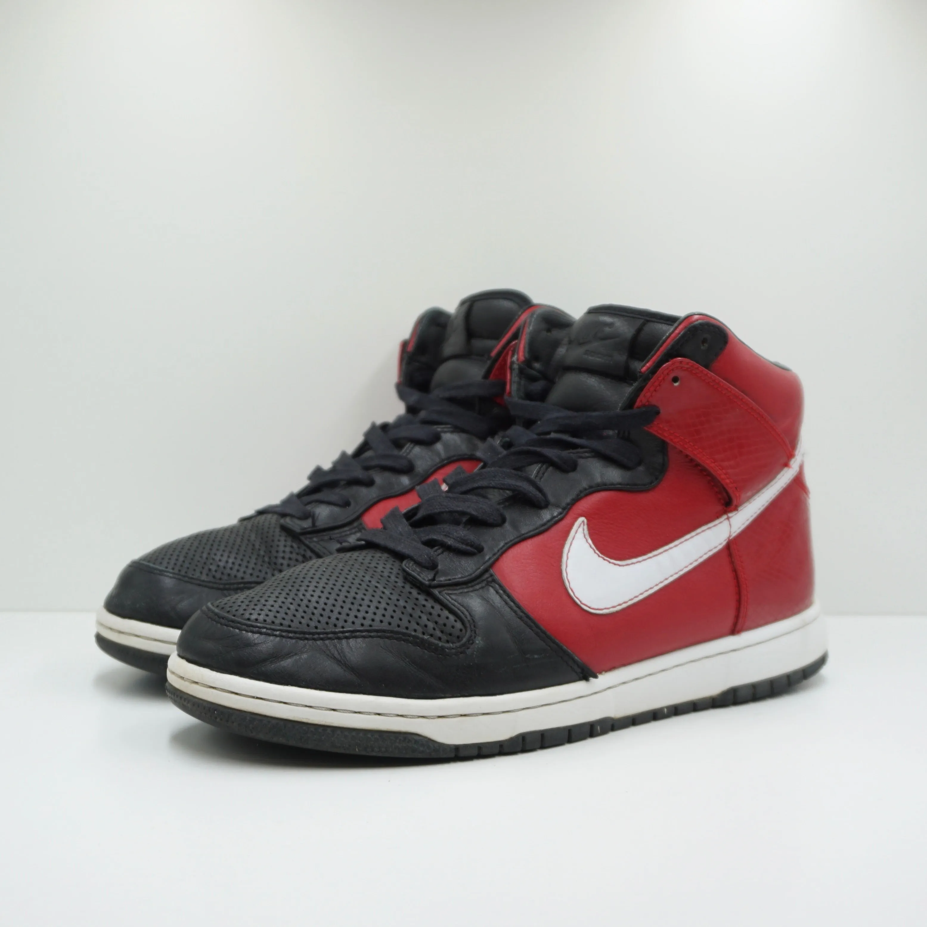 Nike Dunk High Supreme Varsity Red