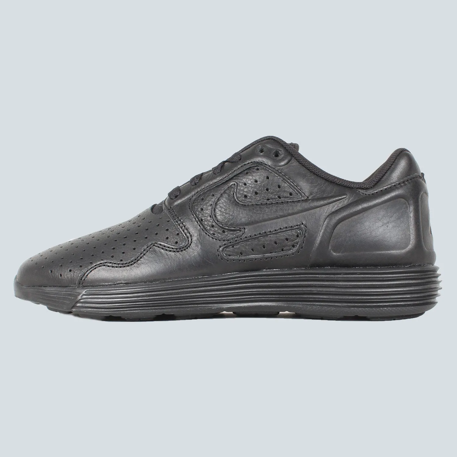 Nike Lunar Flow LSR Premium Black shoes.