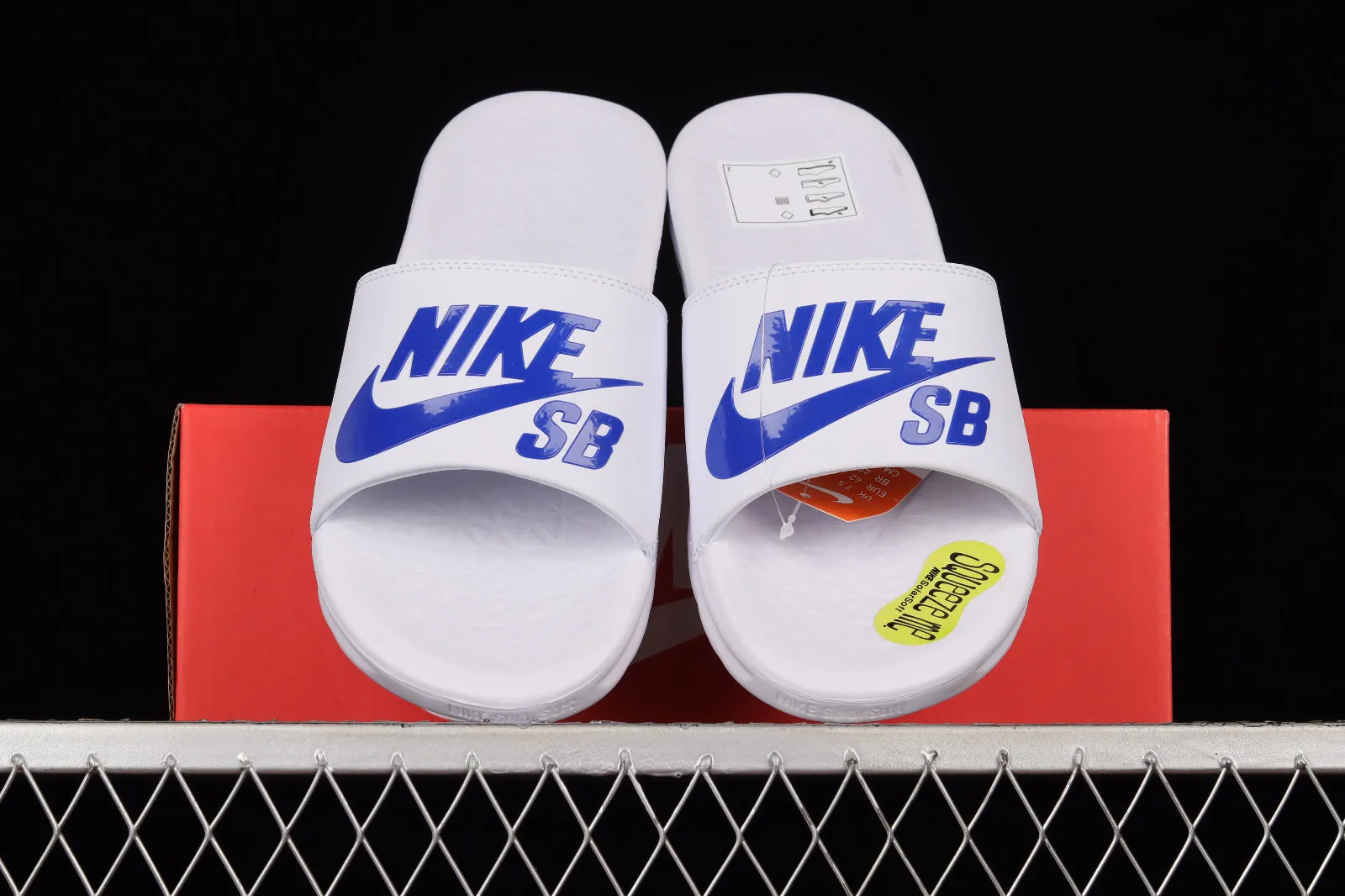 Nike SB Benassi Slide White Blue 840067-102