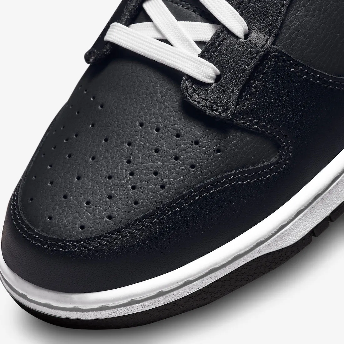 Nike SB Dunk Low Black White Shoes DJ6188-002