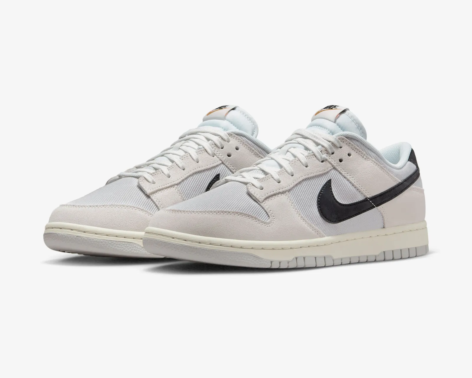 Nike SB Dunk Low Certified Fresh Sail Light Smoke Grey Photon Dust DO9776-001