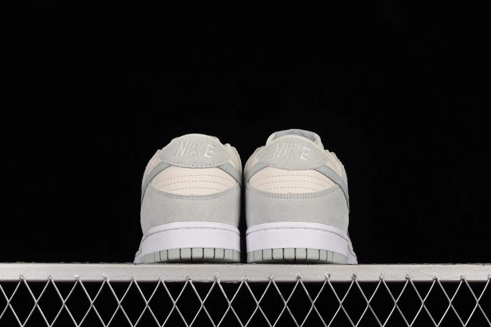 Nike SB Dunk Low PRM Light Grey White 316272-060