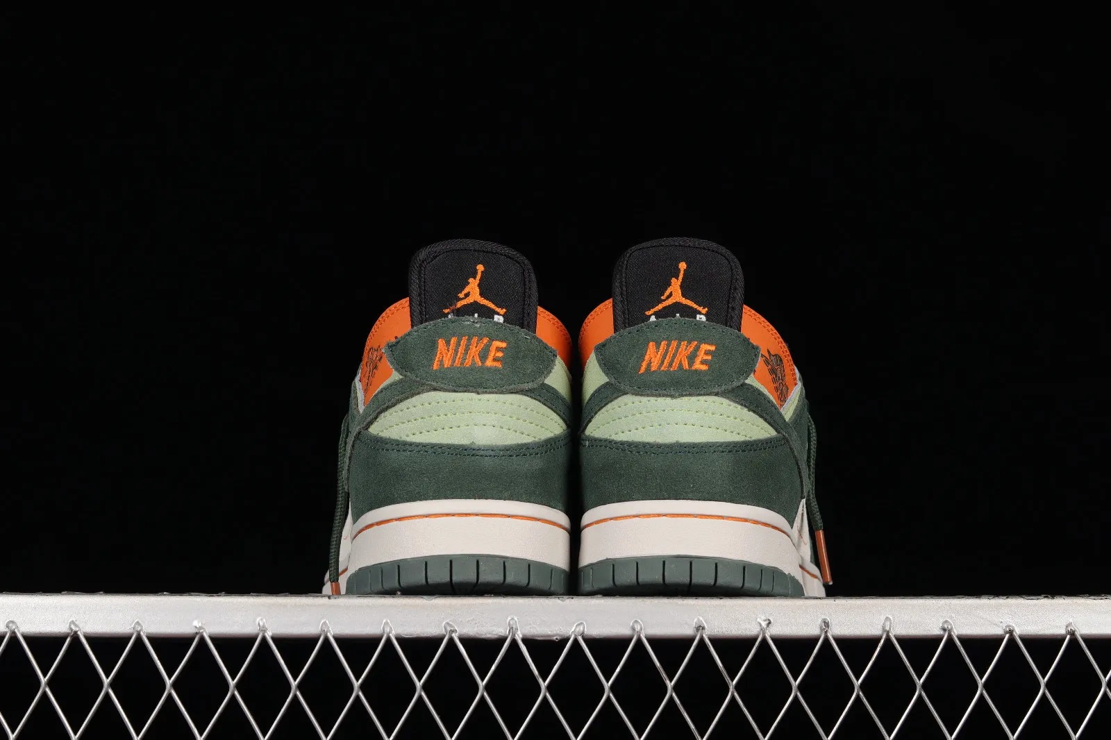 Nike SB Dunk Low Pro Dark Green Orange White BQ6817-188