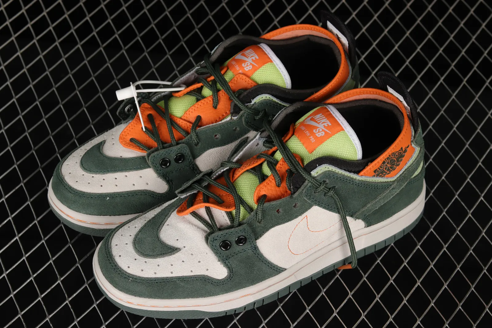 Nike SB Dunk Low Pro Dark Green Orange White BQ6817-188