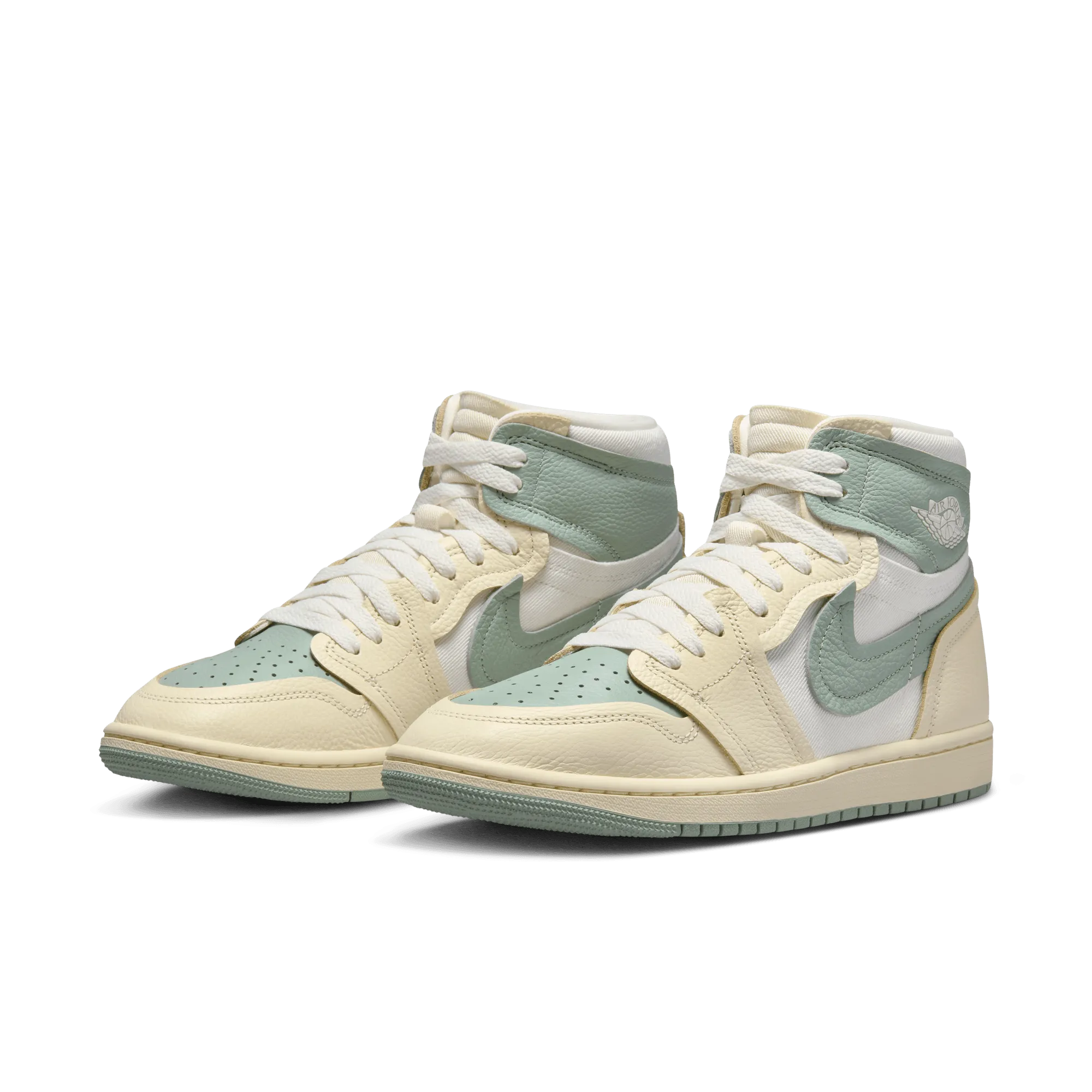 NIKE W AIR JORDAN 1 MM HIGH