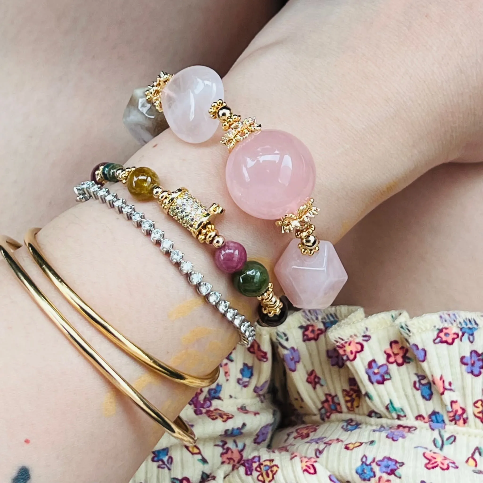 Rainbow tourmaline bracelet: Discover the vibrant beauty of this stunning accessory.