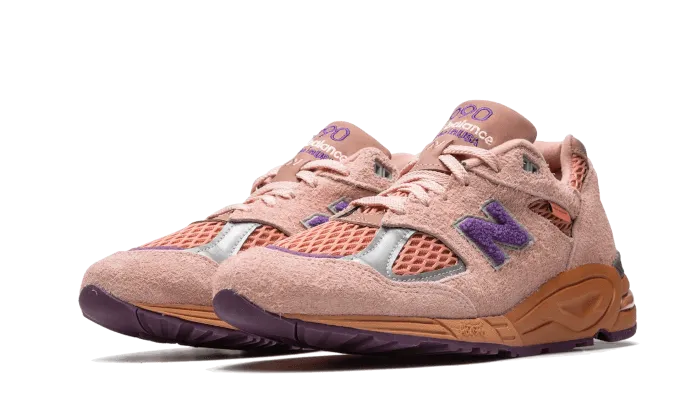 Salehe Bembury Sand 990 V2: Embrace the Trend of the Time