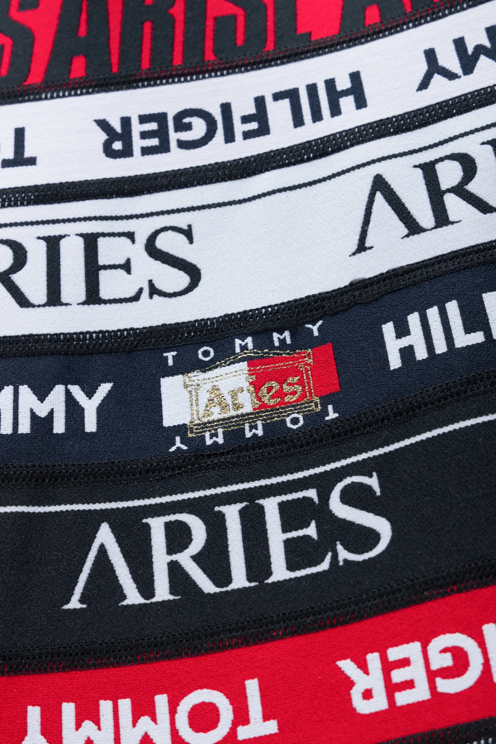 Tommy Aries Logo Elastic Skirt