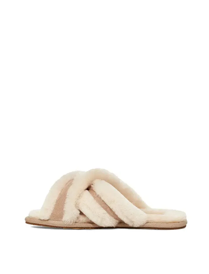 UGG Scuffita Slipper Sand - buy now, comfortable slip-on sandals for women by UGG