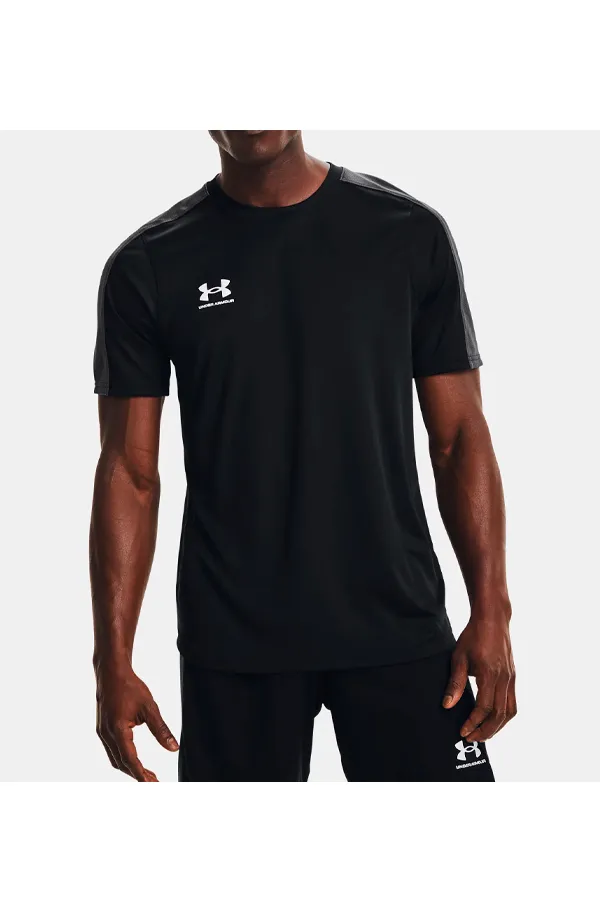 Under Armour black tee challenger