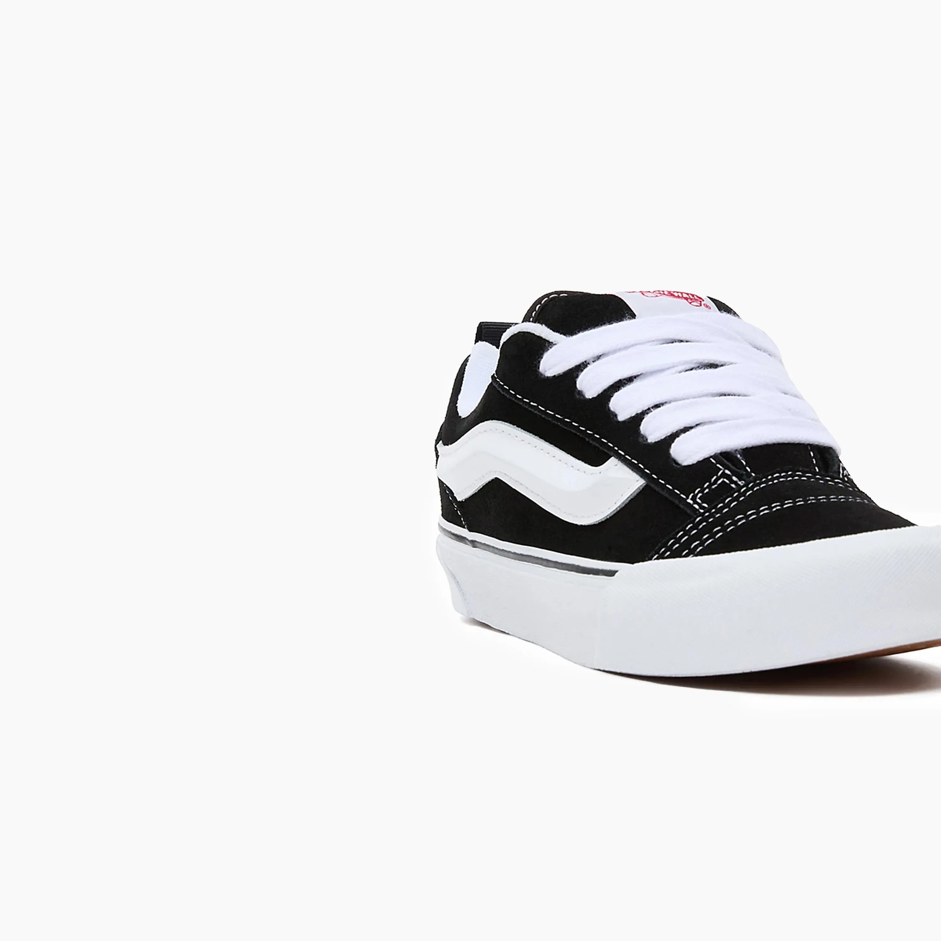 VANS KNU SKOOL BLACK & TRUE WHITE - VN0009QC6BT